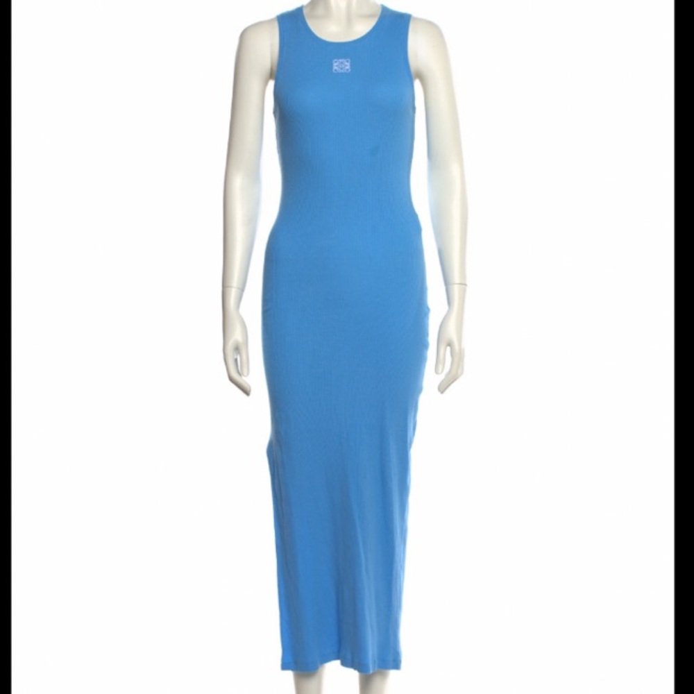 Loewe
Crew Neck Long Dress
Size: M
